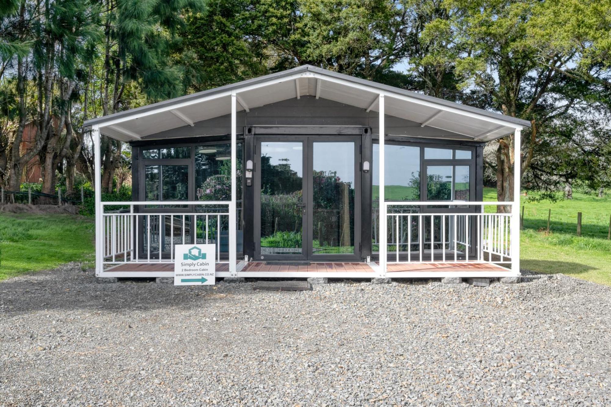 2 Bedrooms Cabin 5 Min To Pukekohe Town Centre Eksteriør billede